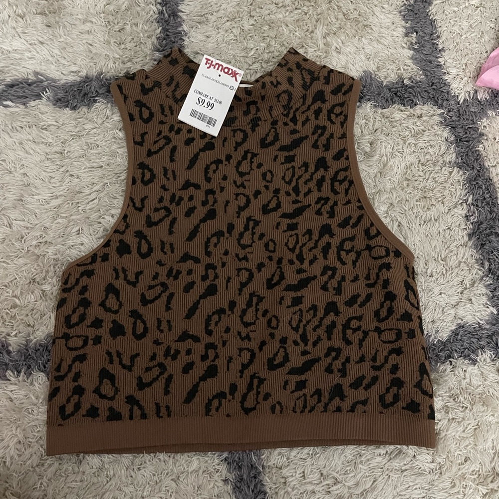 Leopard Tank